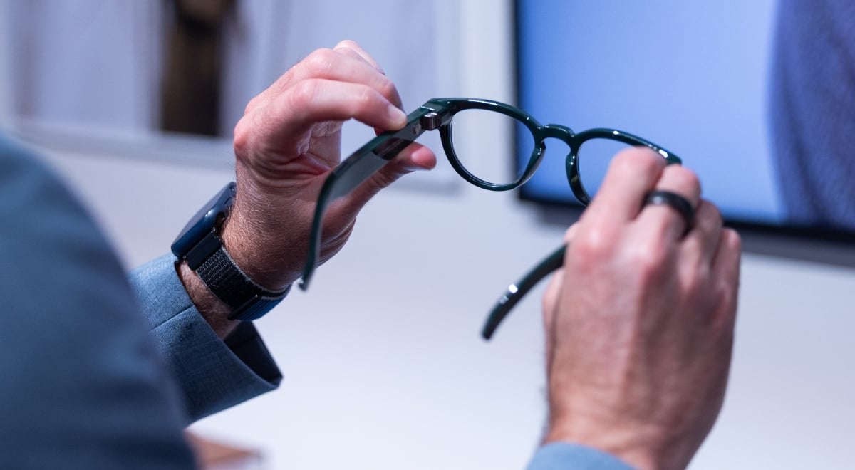 Samsung smart glasses