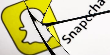 snapchat-broken-screen