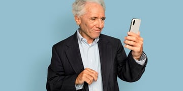 Title image for Young women is getting scammed by sugar daddies on Instagram